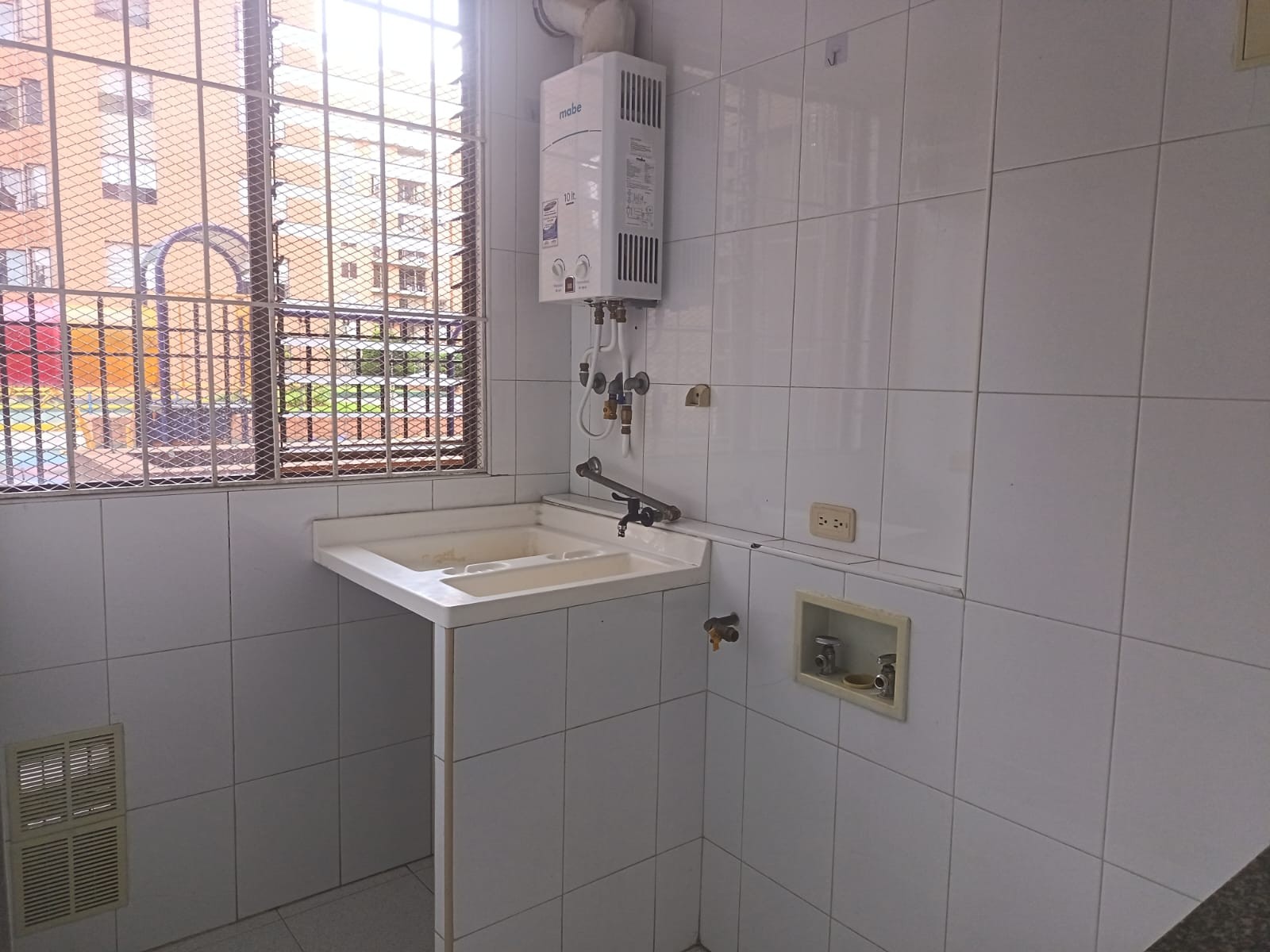 Apartamento en venta en Ciudad Salitre Oriental, Bogotá · foto 6 de 19
