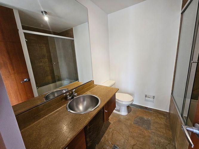 Apartaestudio en arriendo en El Tesoro, Medellín, 76 m² · foto 10 de 14
