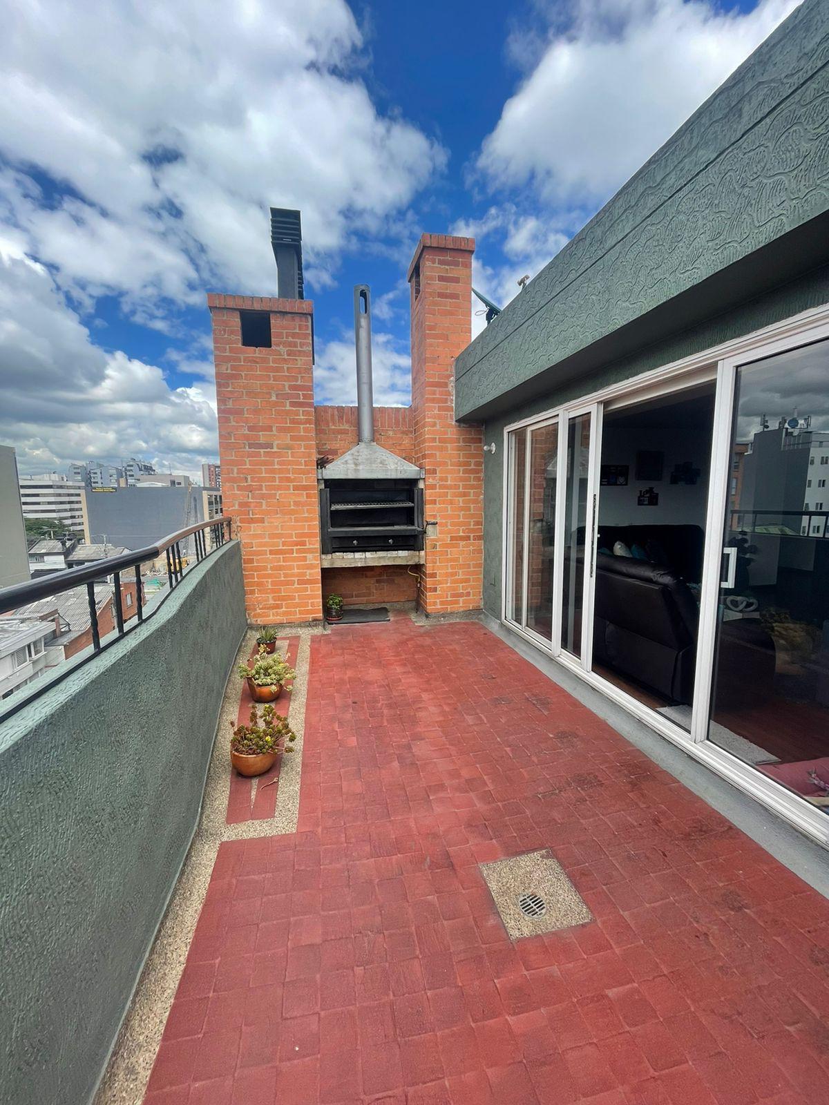 Apartamento en venta en Puente Largo, Bogotá · foto 2 de 24