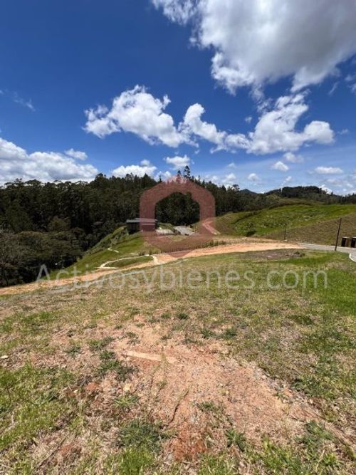 Lote en venta en Pantanillo, El Retiro, 2670 m² · foto 8 de 8