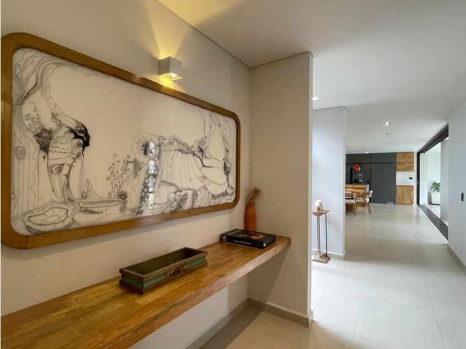 Apartamento de 4 alcobas en venta en Los Naranjos, Medellín, 230 m² · foto 16 de 22