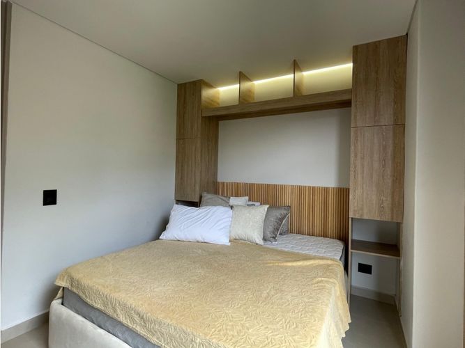 Apartamento de 4 alcobas en venta en Los Naranjos, Medellín, 230 m² · foto 18 de 22