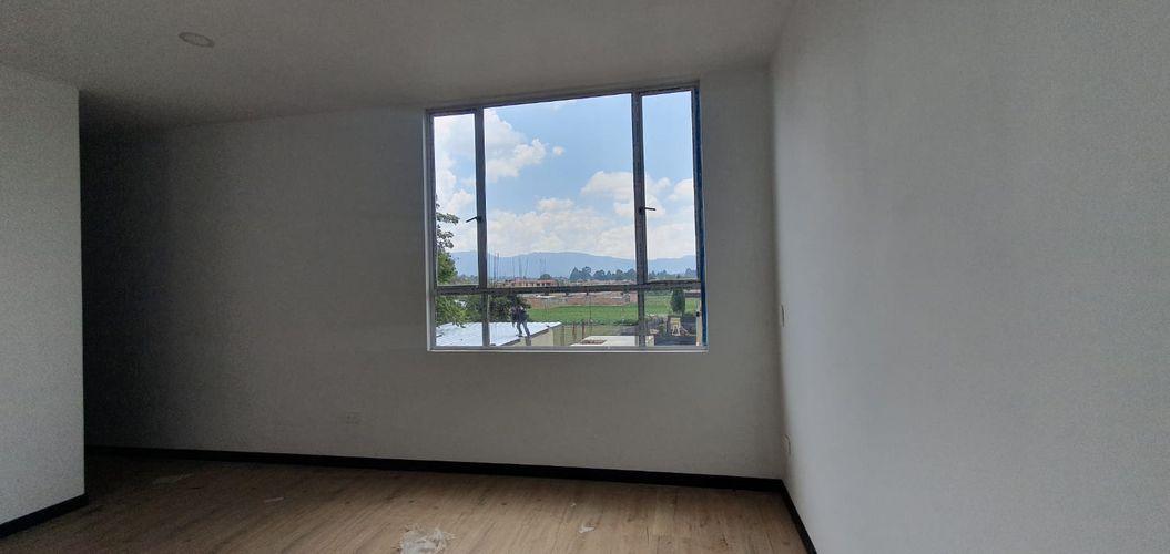 Casa de 4 alcobas en venta en La Moya, Cota, 175 m² · foto 4 de 16