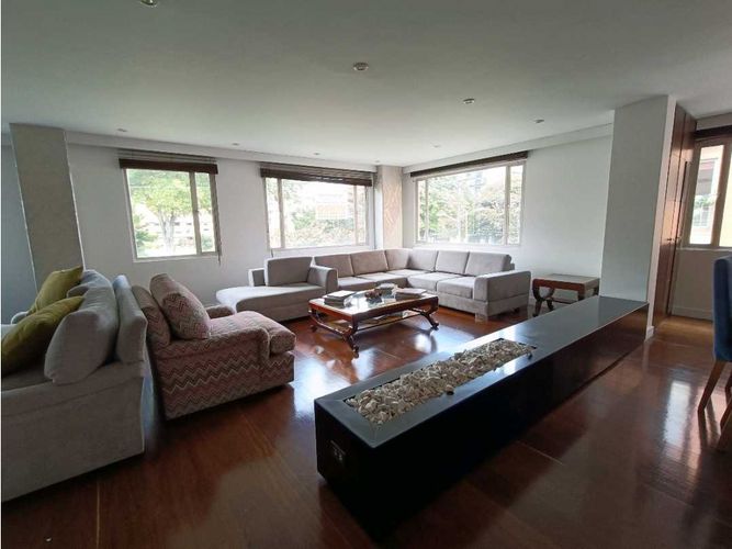 Apartamento en venta en Santa Barbara, Bogotá · foto 3 de 24