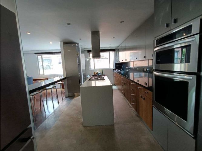 Apartamento en venta en Santa Barbara, Bogotá · foto 11 de 24