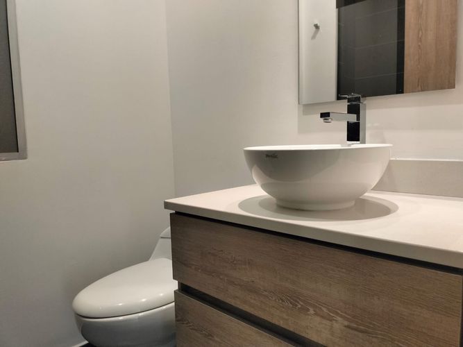 Apartamento de 2 alcobas en arriendo en El Poblado, Medellín, 89 m² · foto 13 de 15