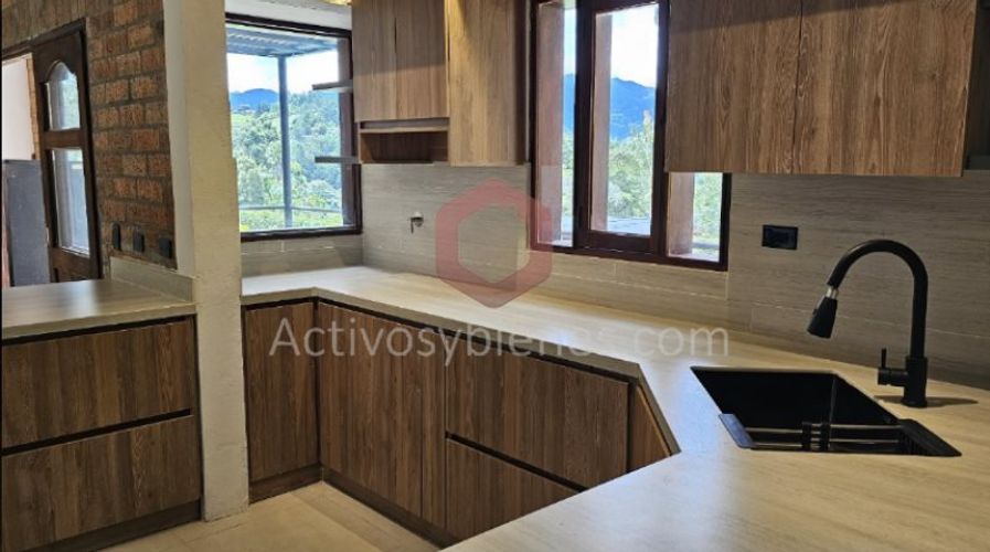 Casa de 5 alcobas en venta en Don Diego, El Retiro · foto 2 de 16