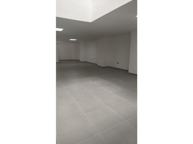 Local en arriendo en Calasanz, Medellín, 152 m² · foto 3 de 7
