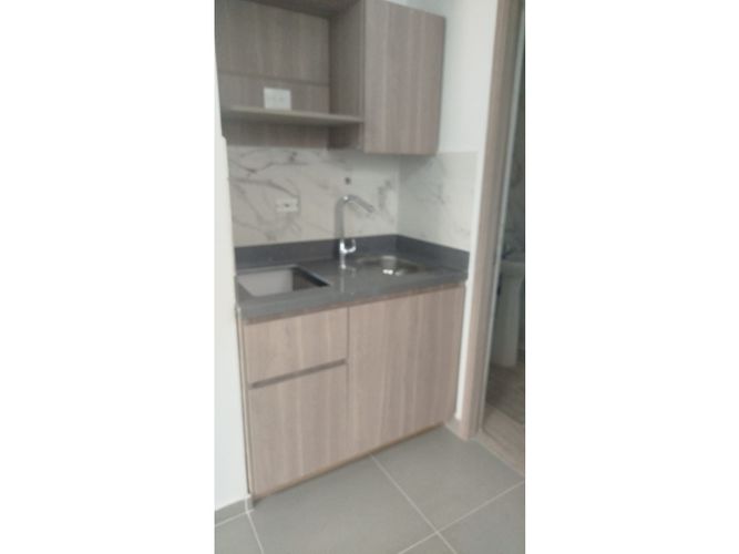 Local en arriendo en Calasanz, Medellín, 152 m² · foto 4 de 7
