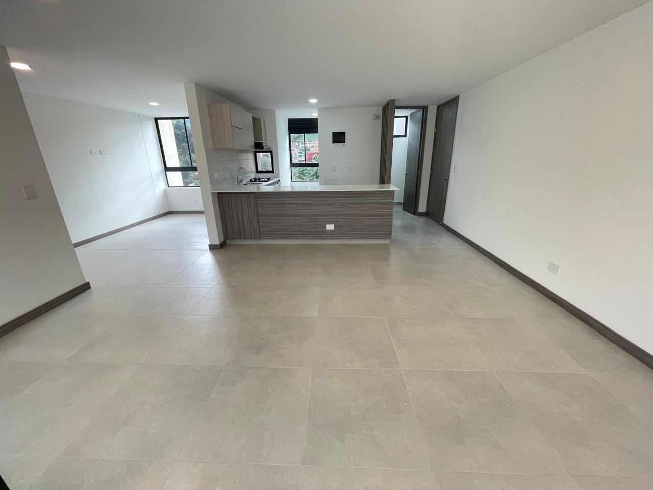 Apartamento en venta en Camino Verde, Envigado · foto 5 de 12