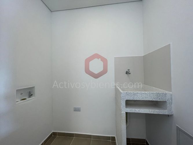Apartamento de 2 alcobas en venta en El Porvenir, Rionegro, 62 m² · foto 12 de 18