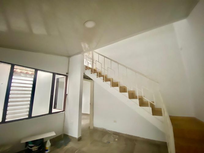 Apartamento de 6 alcobas en venta en Los Andes B - La Riviera, Cali, 250 m² · foto 8 de 9