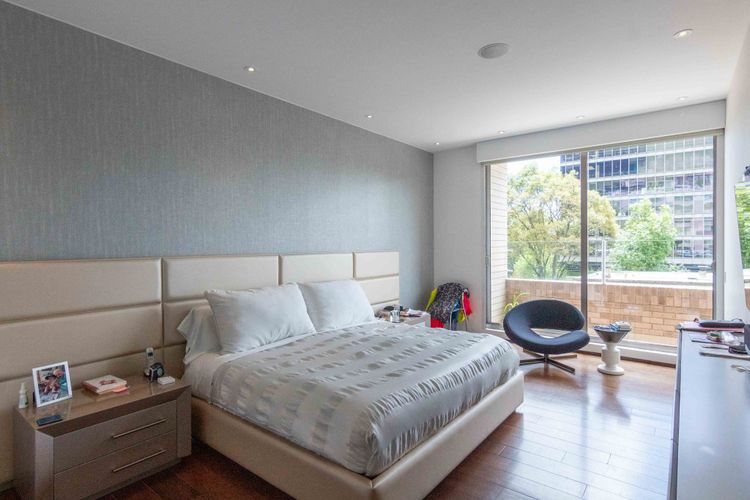 Apartamento de 4 alcobas en venta en La Cabrera, Bogotá, 366 m² · foto 19 de 24