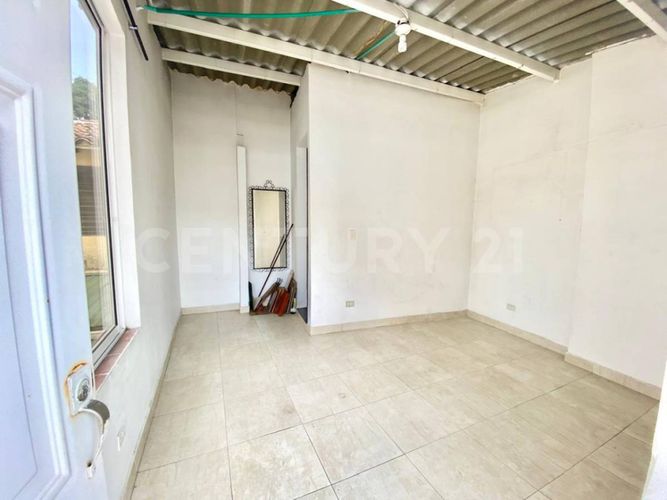 Casa de 8 alcobas en venta en Prados Del Norte, Cali, 340 m² · foto 2 de 24