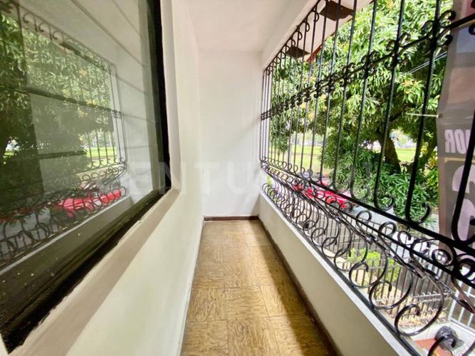Casa de 8 alcobas en venta en Prados Del Norte, Cali, 340 m² · foto 3 de 24