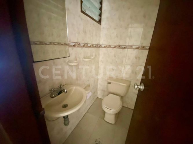 Casa de 8 alcobas en venta en Prados Del Norte, Cali, 340 m² · foto 5 de 24