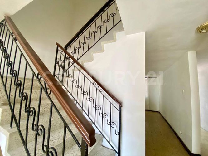 Casa de 8 alcobas en venta en Prados Del Norte, Cali, 340 m² · foto 13 de 24