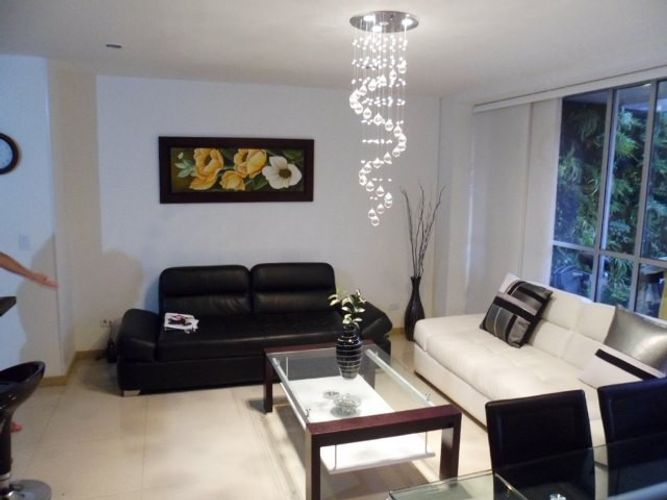 Apartamento de 3 alcobas en venta en El Poblado, Medellín, 130 m² · foto 1 de 17