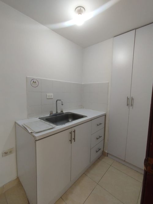 Oficina en arriendo en Cambulos, Pereira, 40 m² · foto 5 de 14