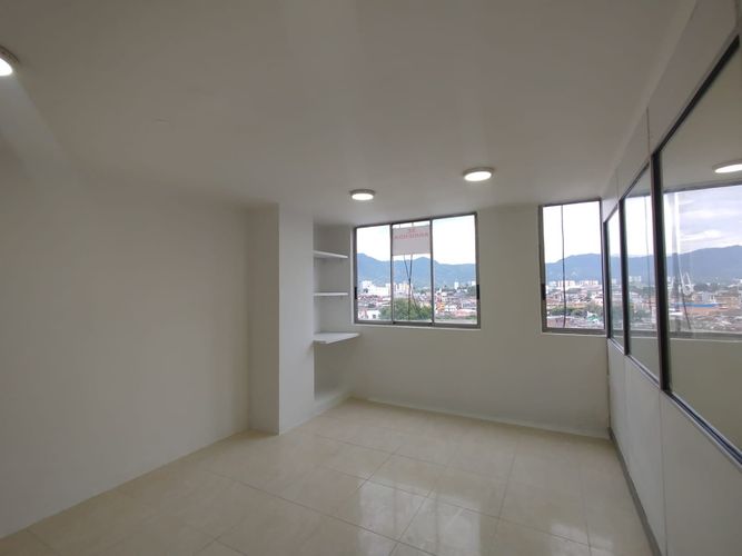 Oficina en arriendo en Cambulos, Pereira, 40 m² · foto 9 de 14