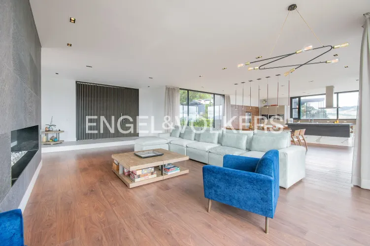 Casa de 4 alcobas en arriendo en Aposentos, Sopó, 582 m² · foto 3 de 18
