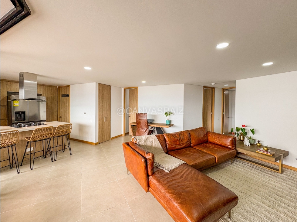 Apartment for sale in El Poblado, Medellín 2