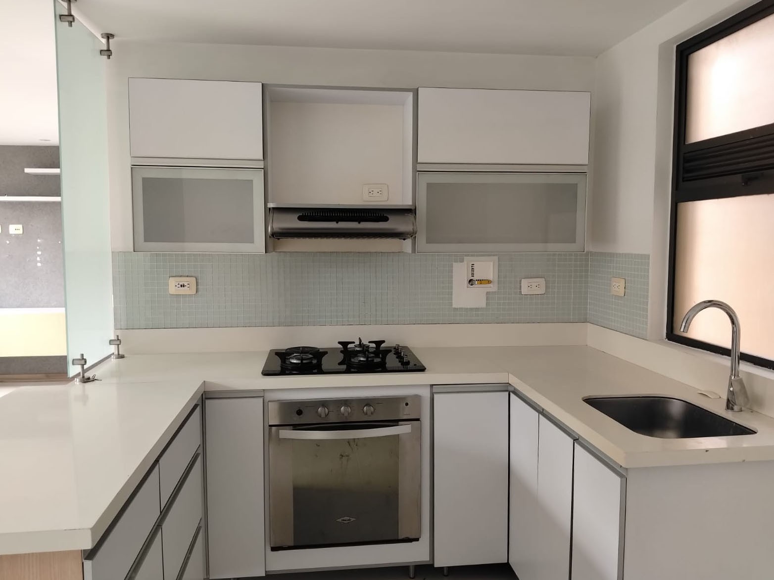 Apartamento en arriendo en El Poblado, Medellín · foto 5 de 17