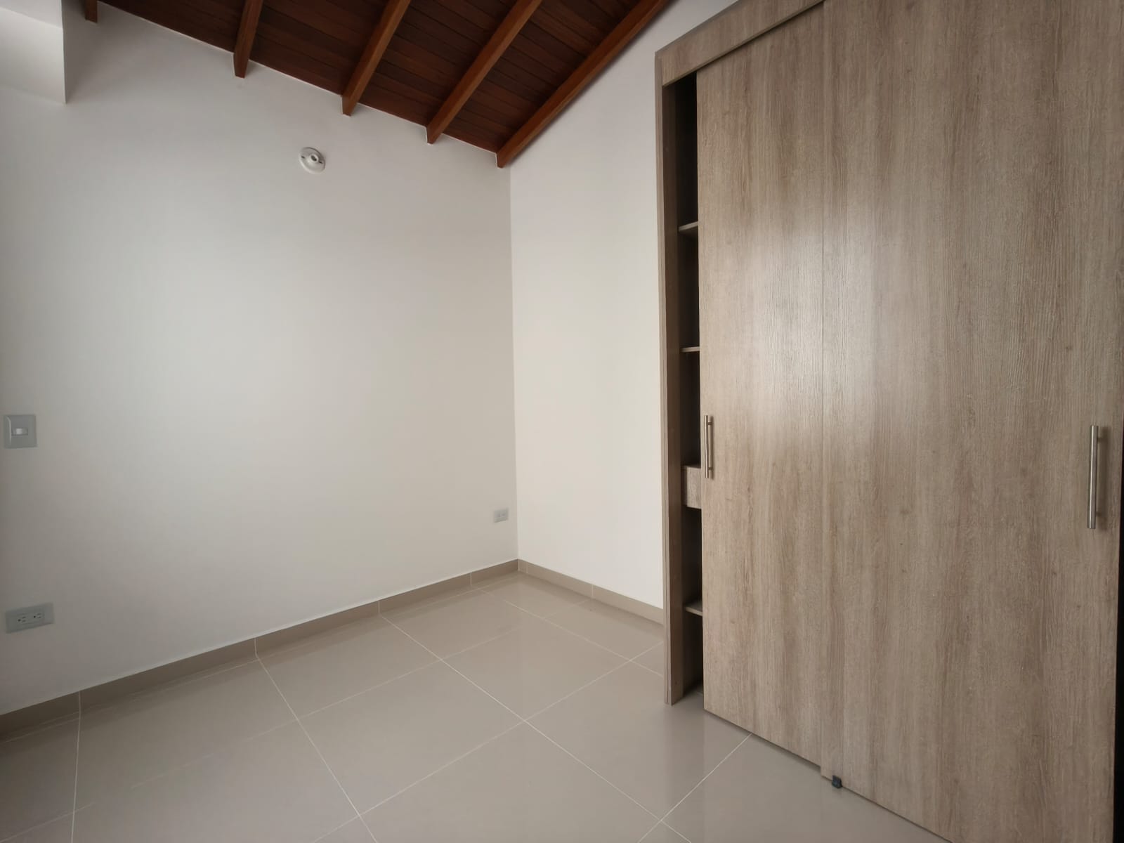 Apartamento en venta en Zona Centro, Envigado · foto 7 de 19