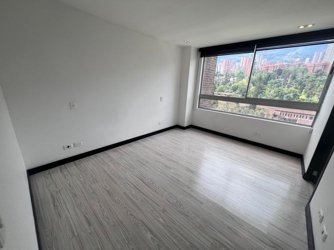 Apartamento de 3 alcobas en arriendo en Santo Domingo Savio No.1, Medellín, 85 m² · foto 4 de 13