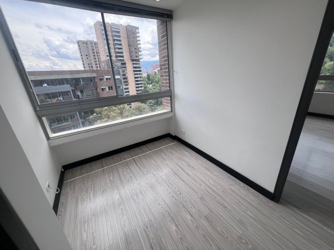 Apartamento de 3 alcobas en arriendo en Santo Domingo Savio No.1, Medellín, 85 m² · foto 5 de 13