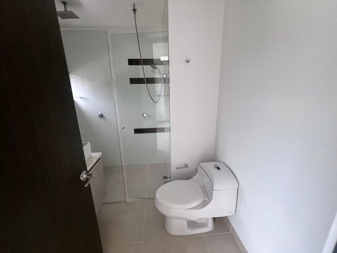 Apartamento de 3 alcobas en arriendo en Santo Domingo Savio No.1, Medellín, 85 m² · foto 9 de 13