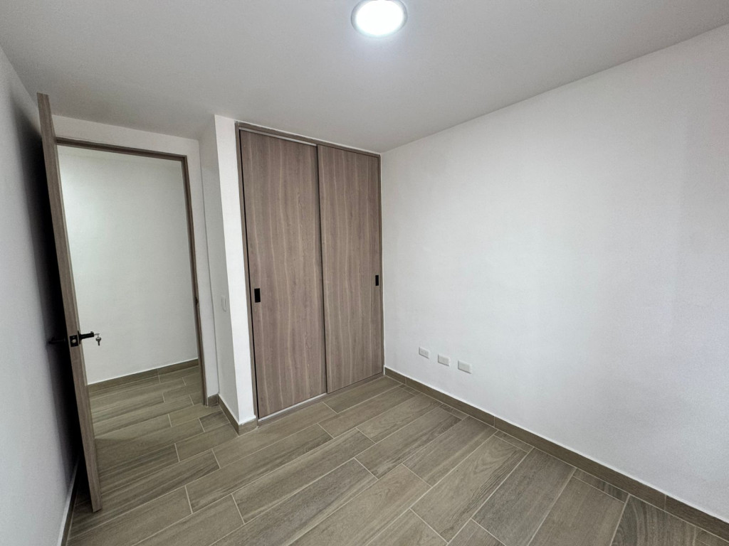Apartamento en arriendo en Santa Ana, Rionegro · foto 10 de 16
