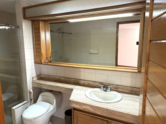 Apartamento de 2 alcobas en venta en Club De Los Lagartos, Bogotá, 126 m² · foto 18 de 19