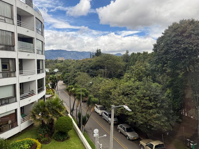 Apartamento de 2 alcobas en venta en Club De Los Lagartos, Bogotá, 126 m² · foto 17 de 19