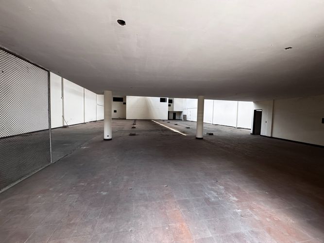 Bodega en venta en San Nicolas, Cali, 1800 m² · foto 13 de 24