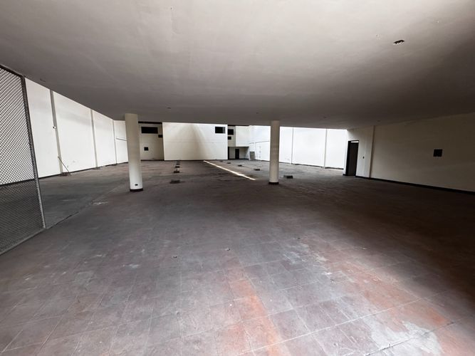 Bodega en venta en San Nicolas, Cali, 1800 m² · foto 14 de 24