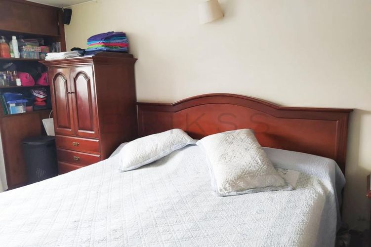 Casa de 4 alcobas en venta en Polo Club, Bogotá, 241 m² · foto 7 de 16