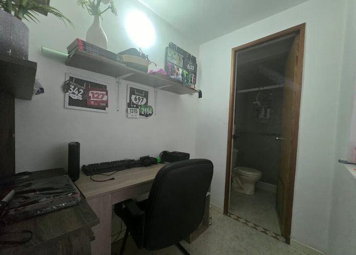 Casa de 3 alcobas en venta en Belén, Medellín, 88 m² · foto 17 de 18