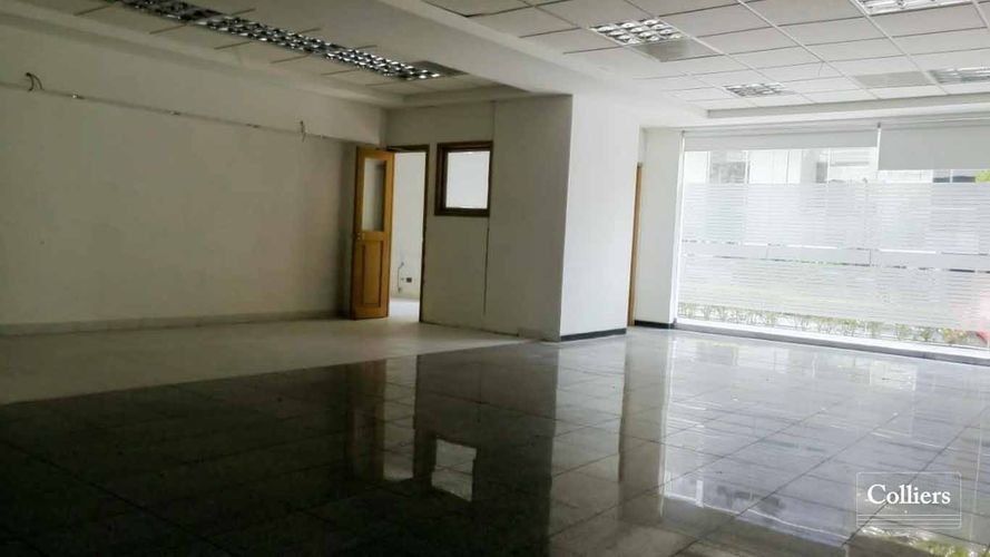 Local en venta en Santa María De Los Ángeles, Medellín, 325 m² · foto 10 de 13