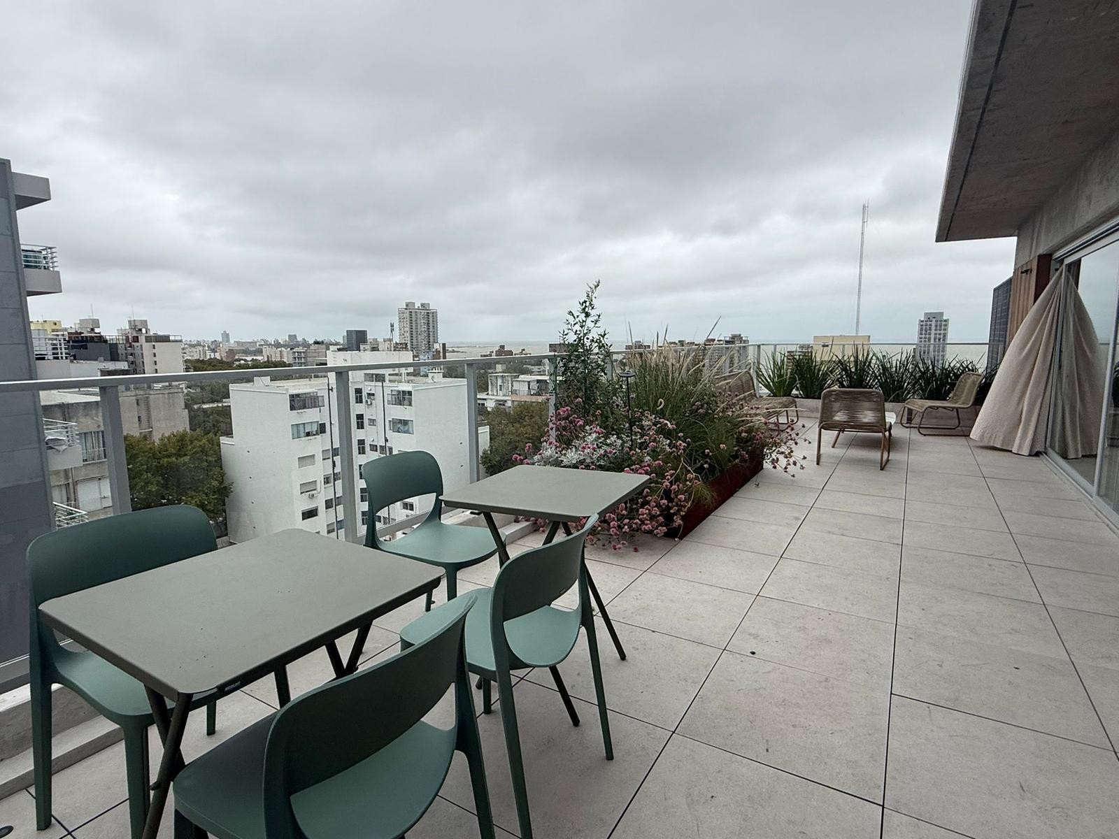 MASMIO Plaza: Tu Oasis Urbano de Lujo y Sostenibilidad. Vive la Exclusividad, Abraza lo Verde. - Detalle