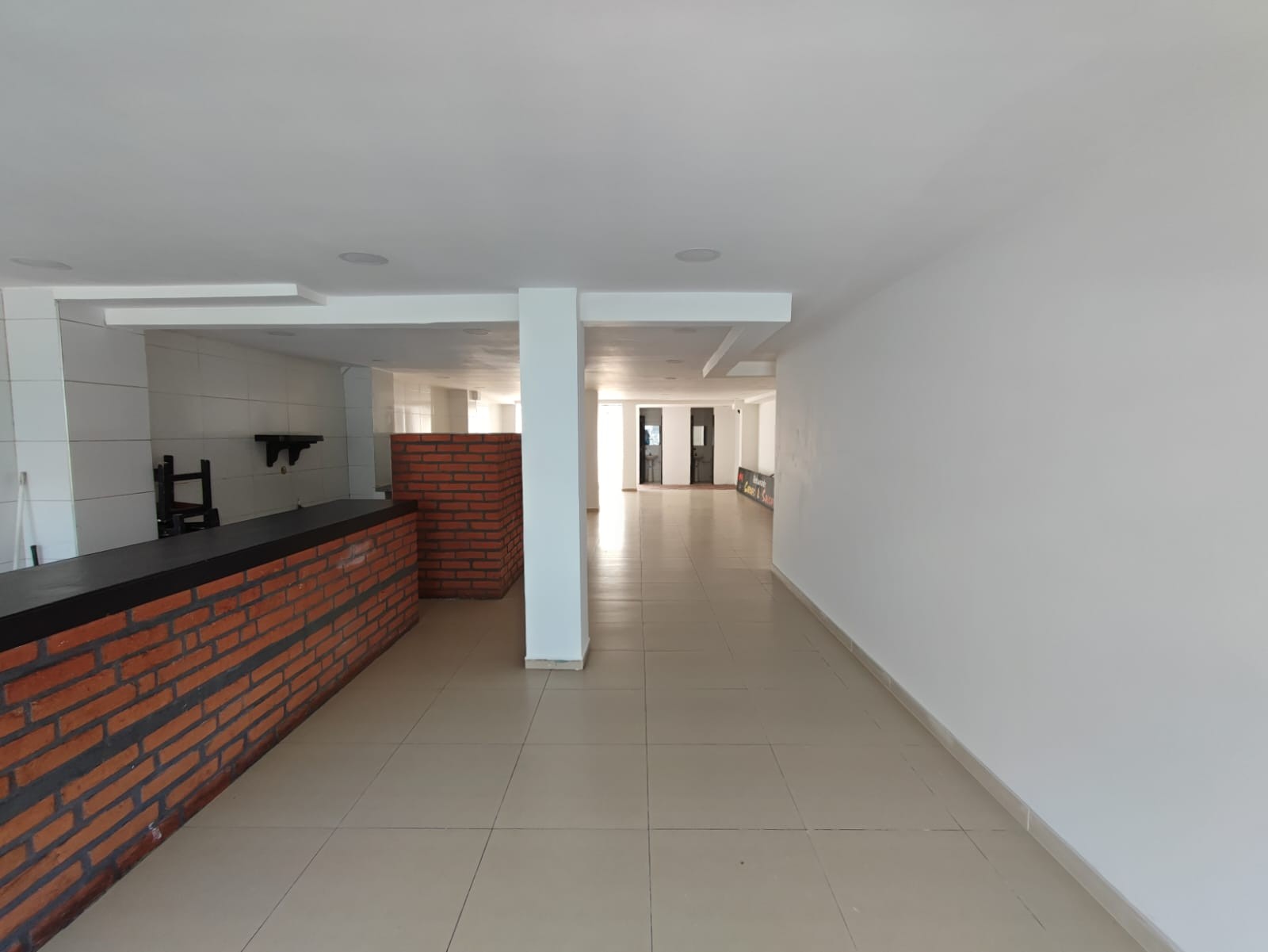 Retail space for rent in Alta suiza, Manizales