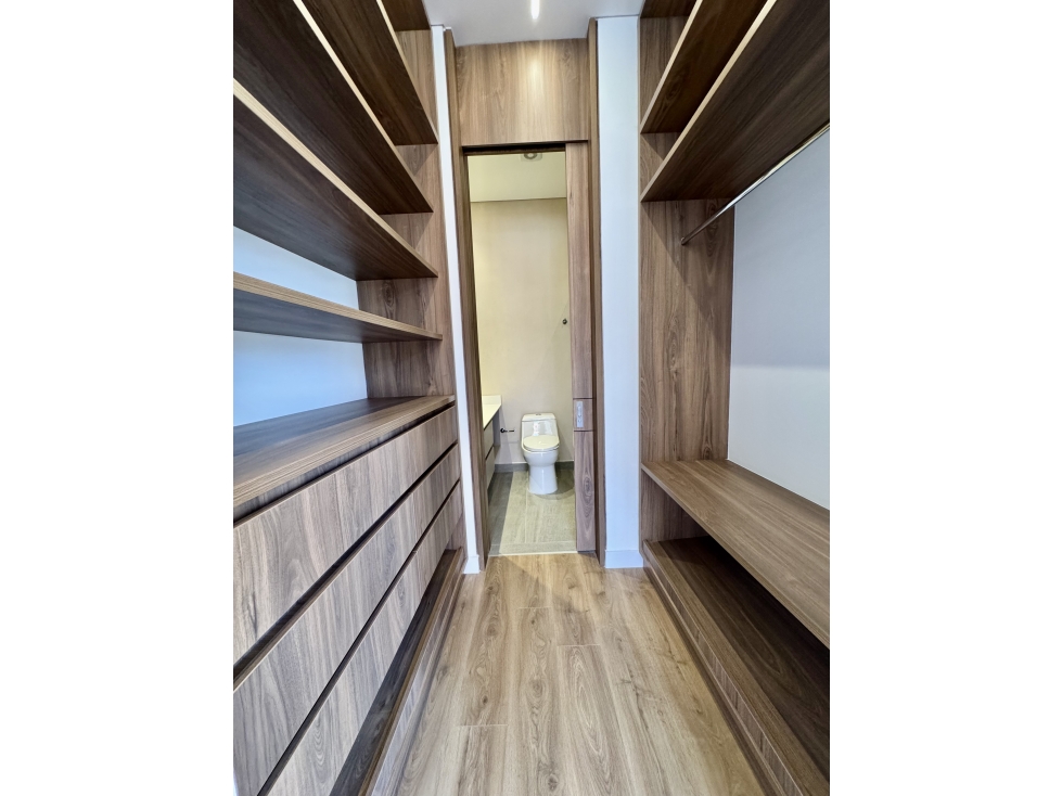 Apartamento en venta en El Chico, Bogotá · foto 9 de 23