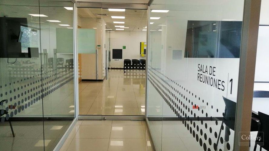 Local en venta en El Porvenir, Rionegro, 112 m² · foto 12 de 12