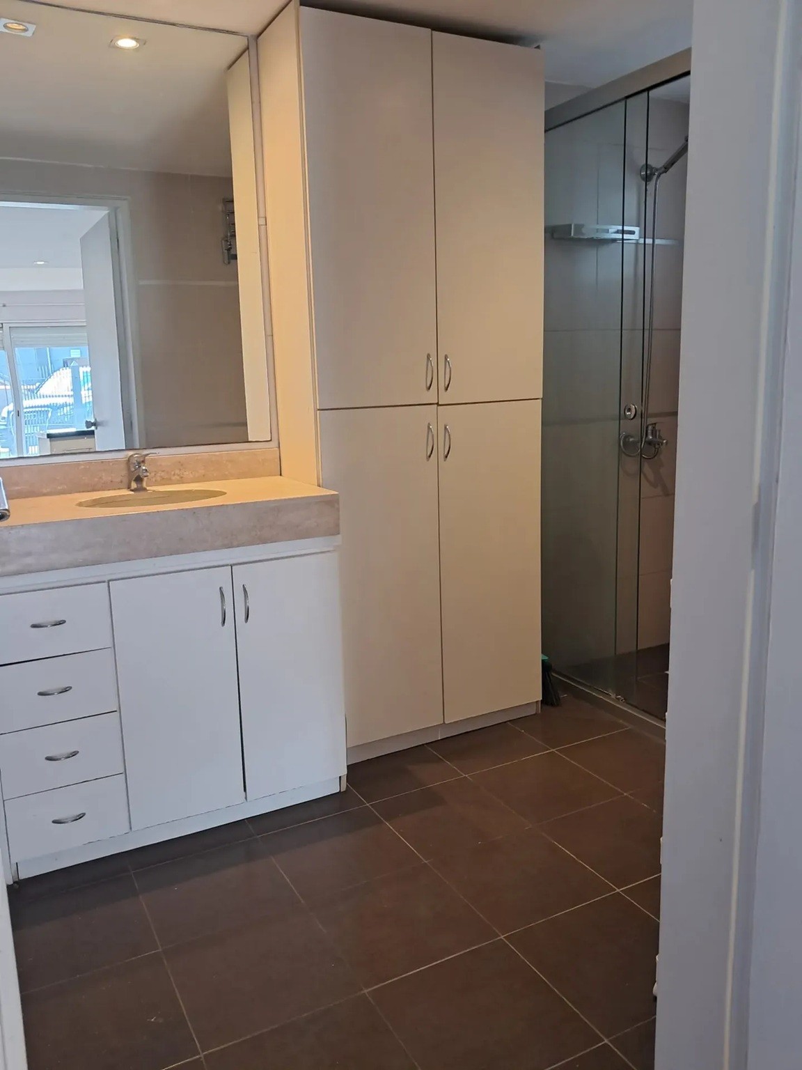 ALQUILER EN MALVIN, 1 DORMITORIO, PLANTA BAJA, AL FRENTE, OPCION COCHERA, IMPECABLE ESTADO · Foto 7