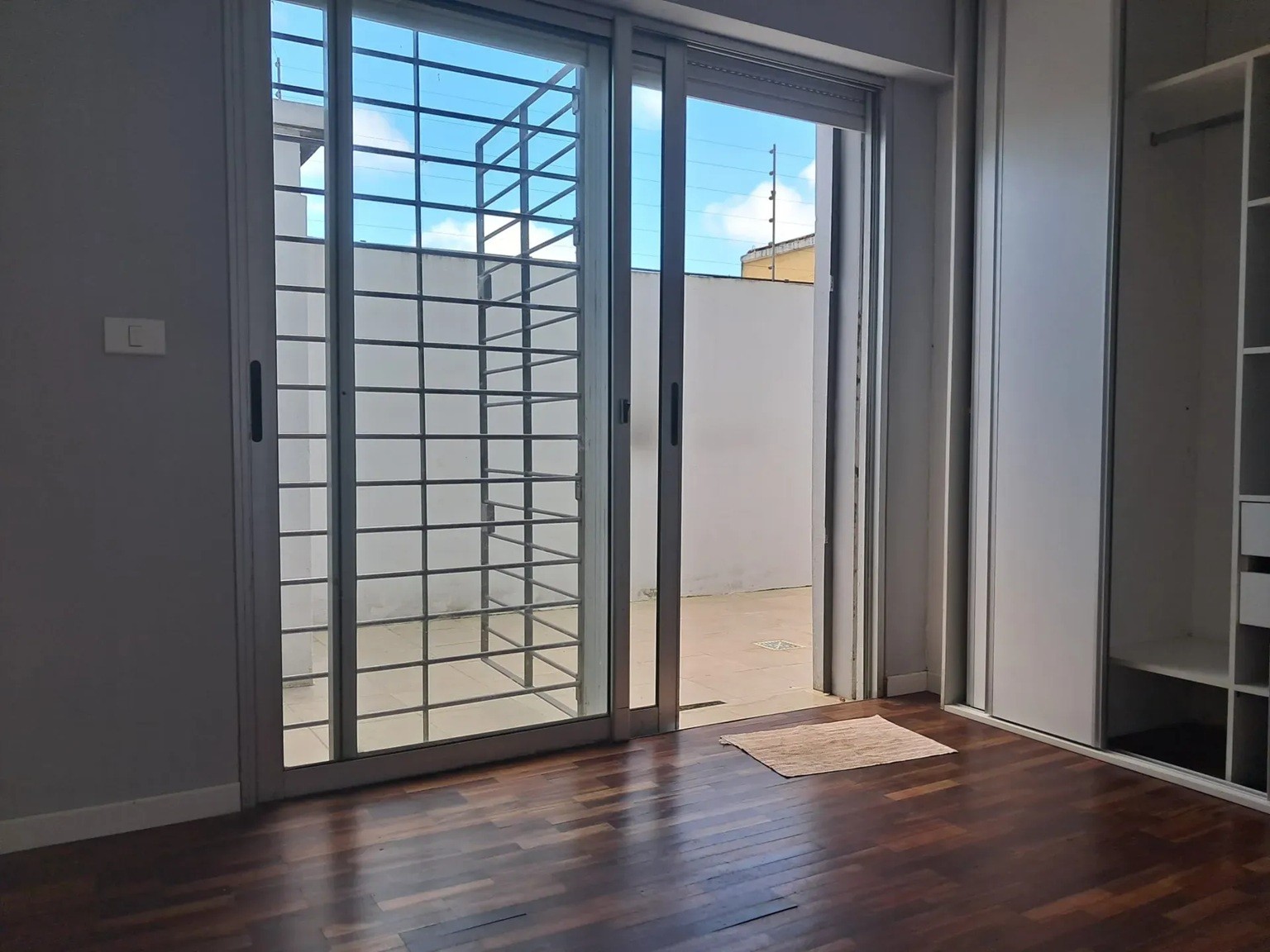 ALQUILER EN MALVIN, 1 DORMITORIO, PLANTA BAJA, AL FRENTE, OPCION COCHERA, IMPECABLE ESTADO · Foto 12