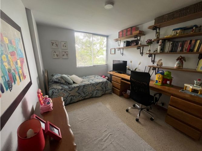 Casa de 4 alcobas en venta en El Campestre, Medellín, 220 m² · foto 3 de 18