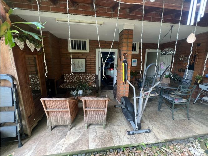 Casa de 4 alcobas en venta en El Campestre, Medellín, 220 m² · foto 6 de 18