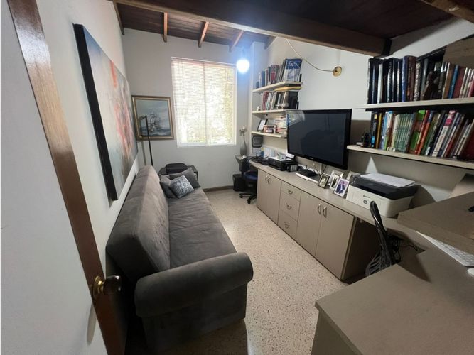Casa de 4 alcobas en venta en El Campestre, Medellín, 220 m² · foto 10 de 18