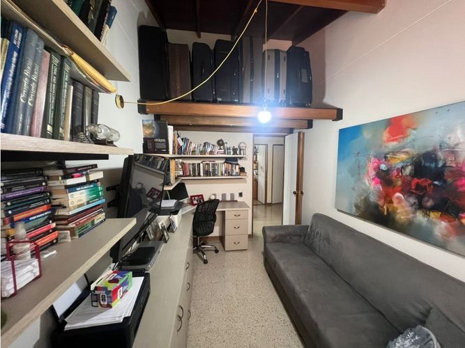 Casa de 4 alcobas en venta en El Campestre, Medellín, 220 m² · foto 11 de 18