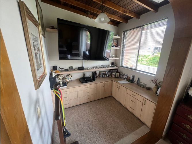 Casa de 4 alcobas en venta en El Campestre, Medellín, 220 m² · foto 12 de 18